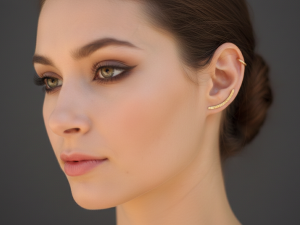 עגילים מעוקלים מטפסים