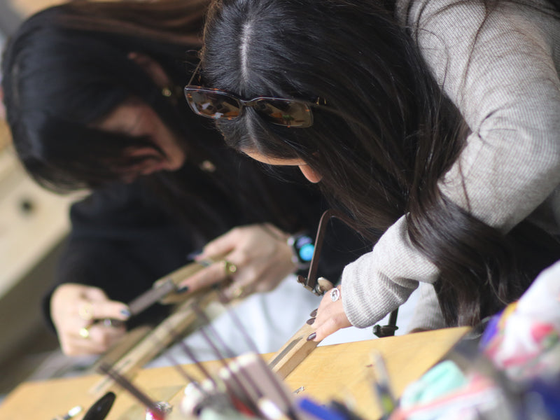 סדנת צורפות לחברות