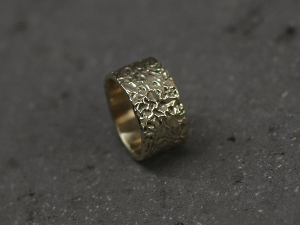 סדנה לגילוף תכשיטים בשעווה