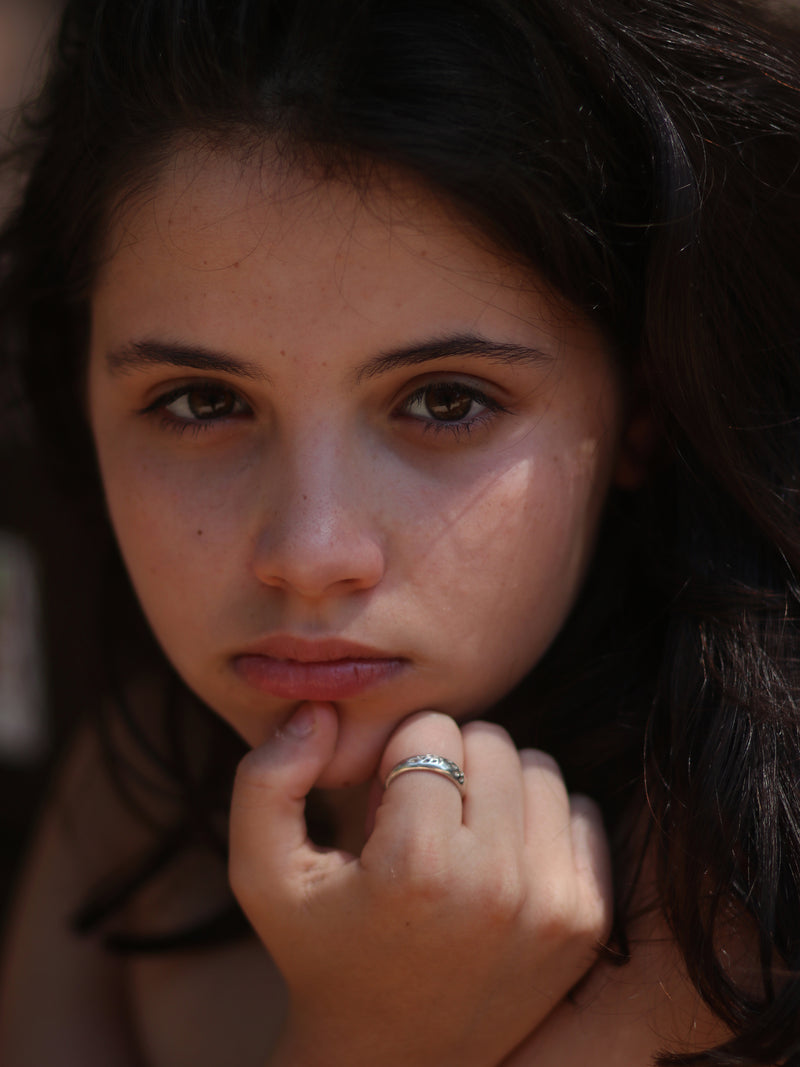 טבעת כסף עם פרחים