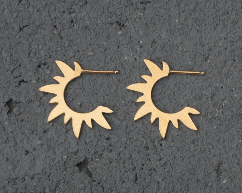 Gold sun spikes hoop earrings