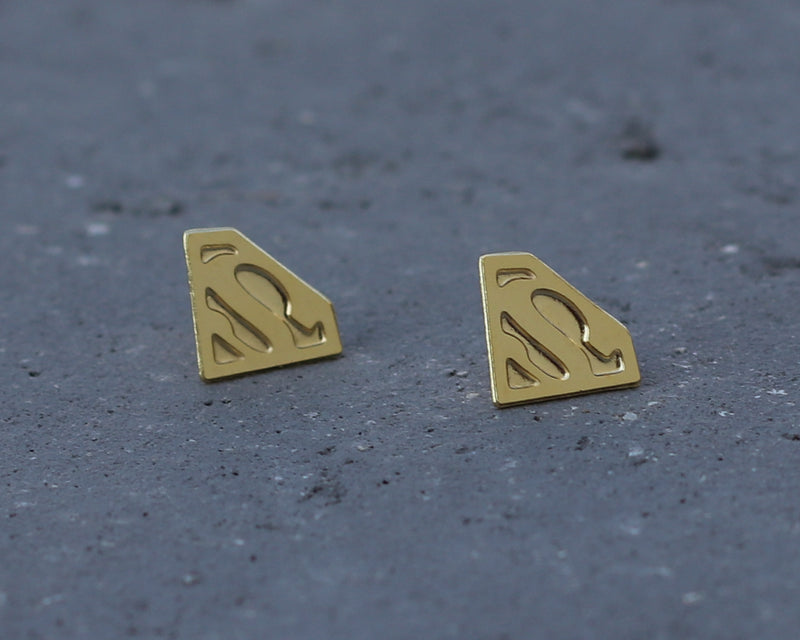 Supergirl gold tight earrings