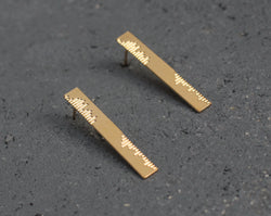 Long rectangle bar earrings with tight stripes