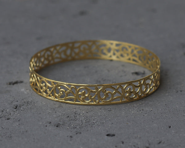 Hard gold plated filigree bracelet