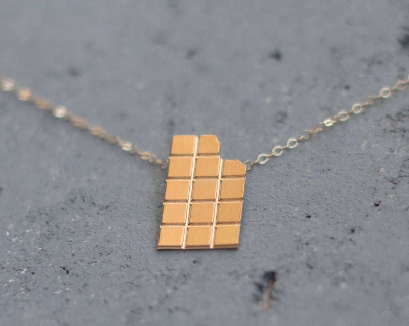 Gold bite chocolate necklace