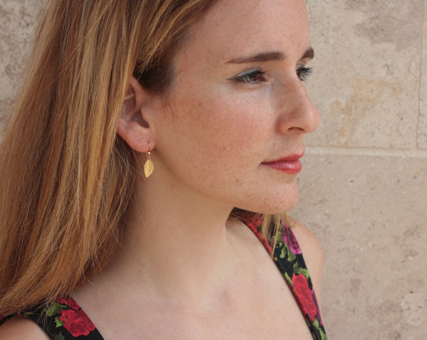 Delicate gold leaf dangling earrings