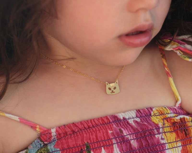 Small gold cat necklace
